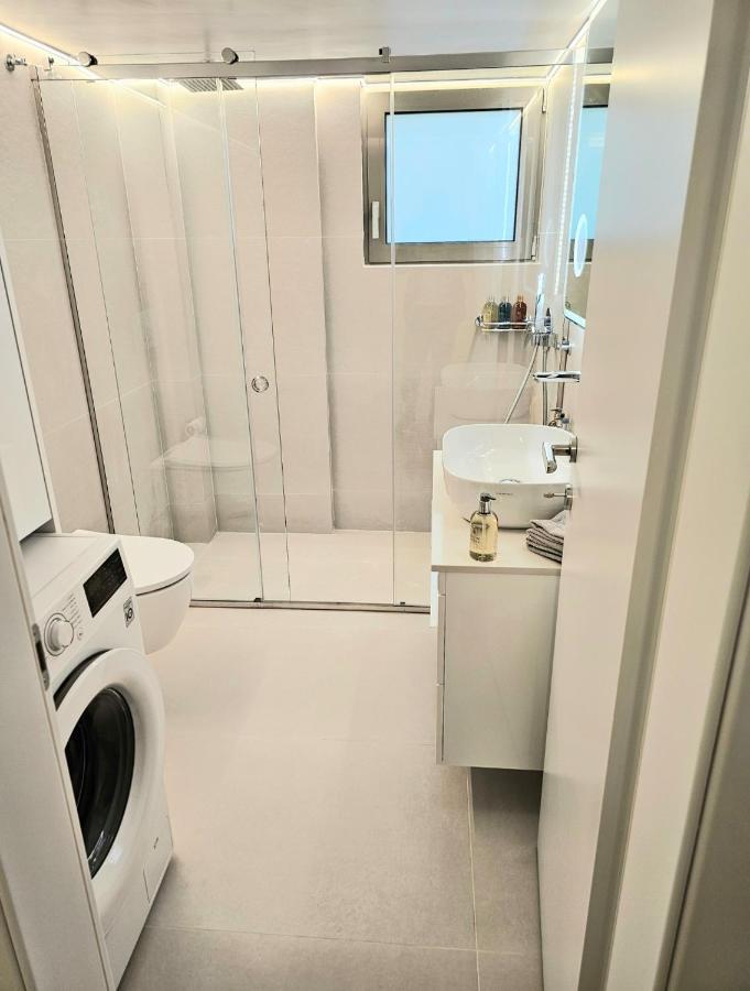 Filothei Luxury Apartment 110M2 Athena Bagian luar foto